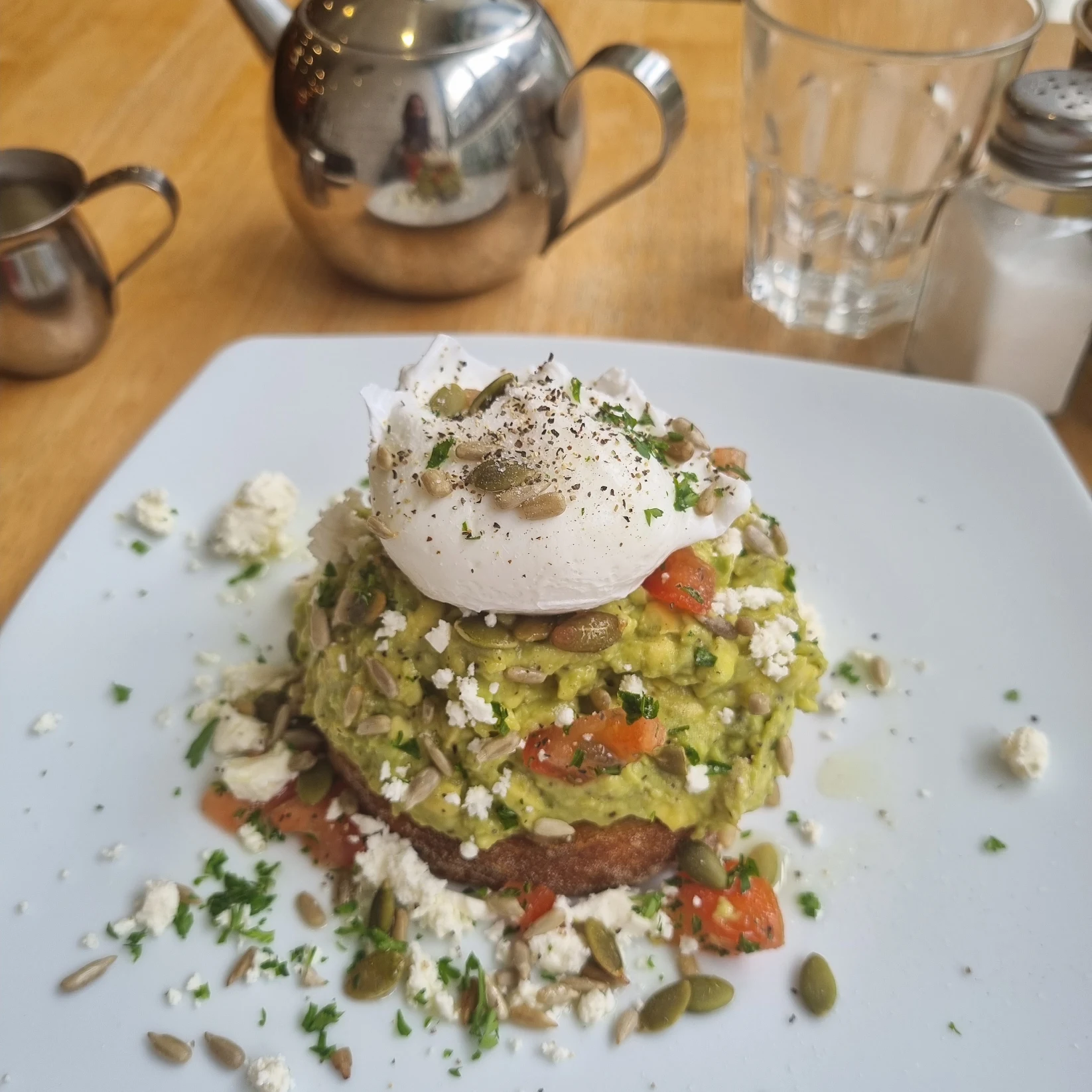 Smashed Avocado with Egg
